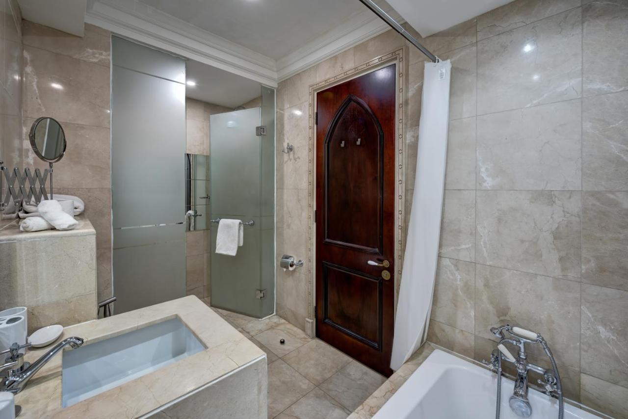 Durrani Homes - Unique Garden Apt At Souk Al Bahar Besides Dubai Mall & Burjkhalifa With Private Jaccuzi Екстер'єр фото