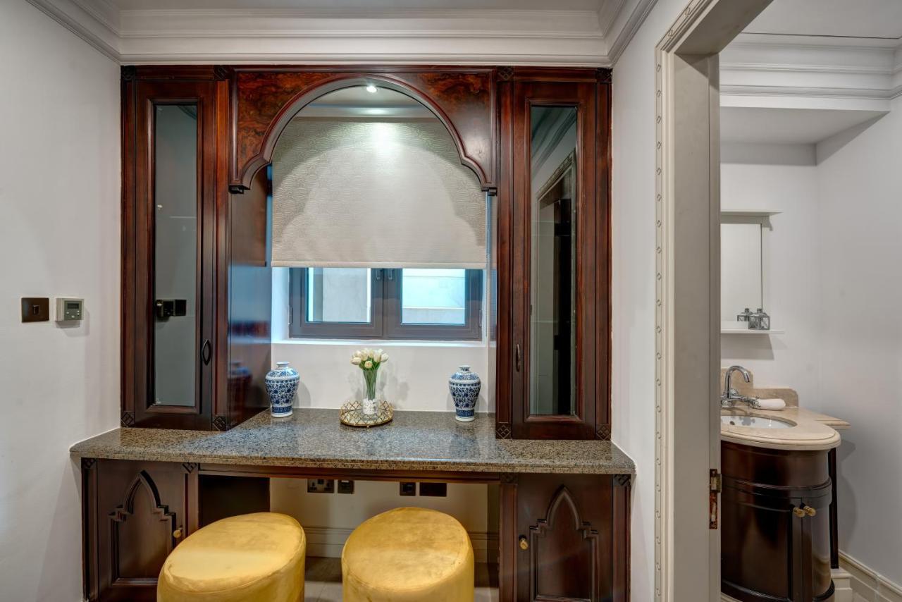 Durrani Homes - Unique Garden Apt At Souk Al Bahar Besides Dubai Mall & Burjkhalifa With Private Jaccuzi Екстер'єр фото