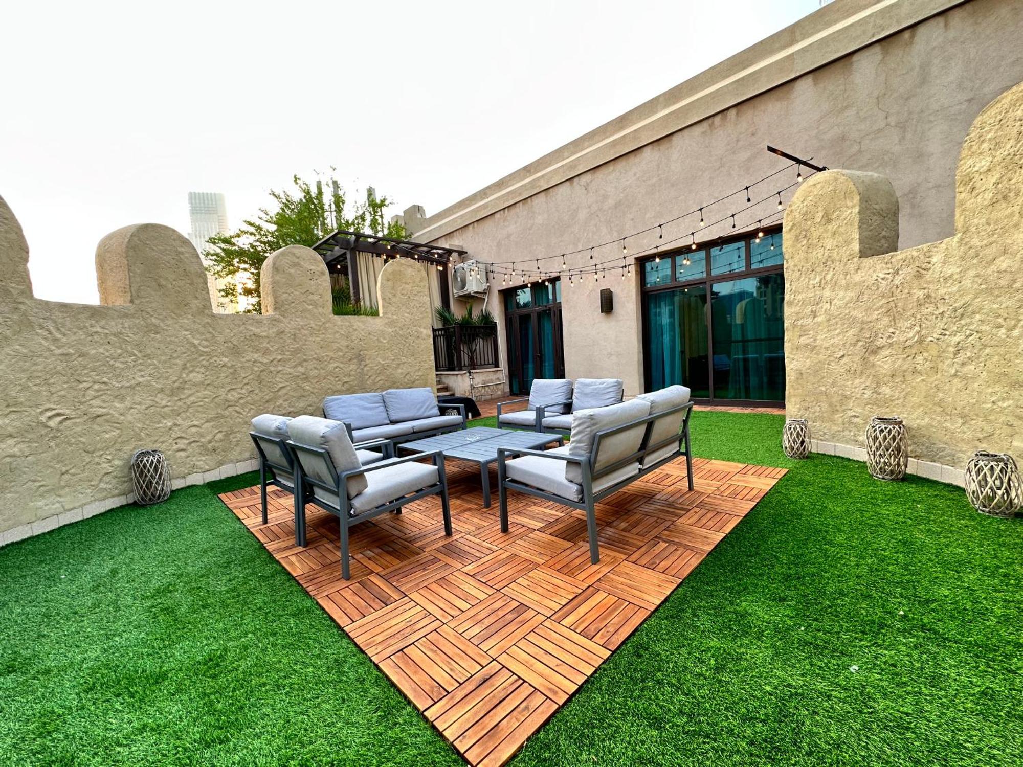 Durrani Homes - Unique Garden Apt At Souk Al Bahar Besides Dubai Mall & Burjkhalifa With Private Jaccuzi Екстер'єр фото